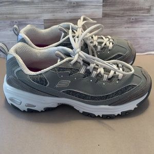 Skechers Womens D Lites 11936W Gray White Casual Shoes Sneakers Size 8.5